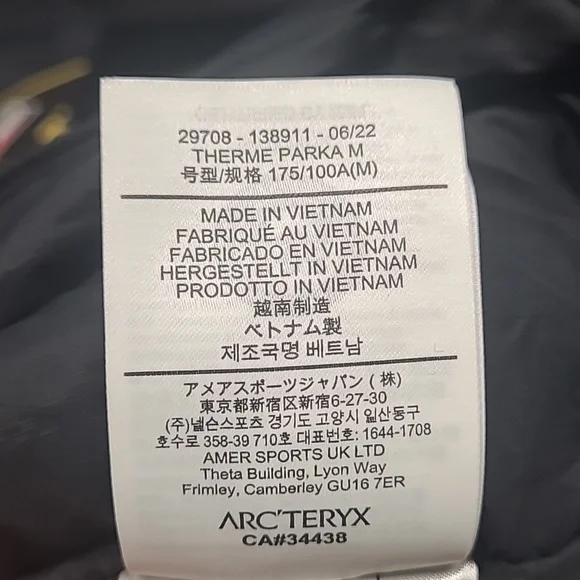 Arc'teryx Therme Parka Men's - Black - Season Pre-2025 - Picture 10 of 12
